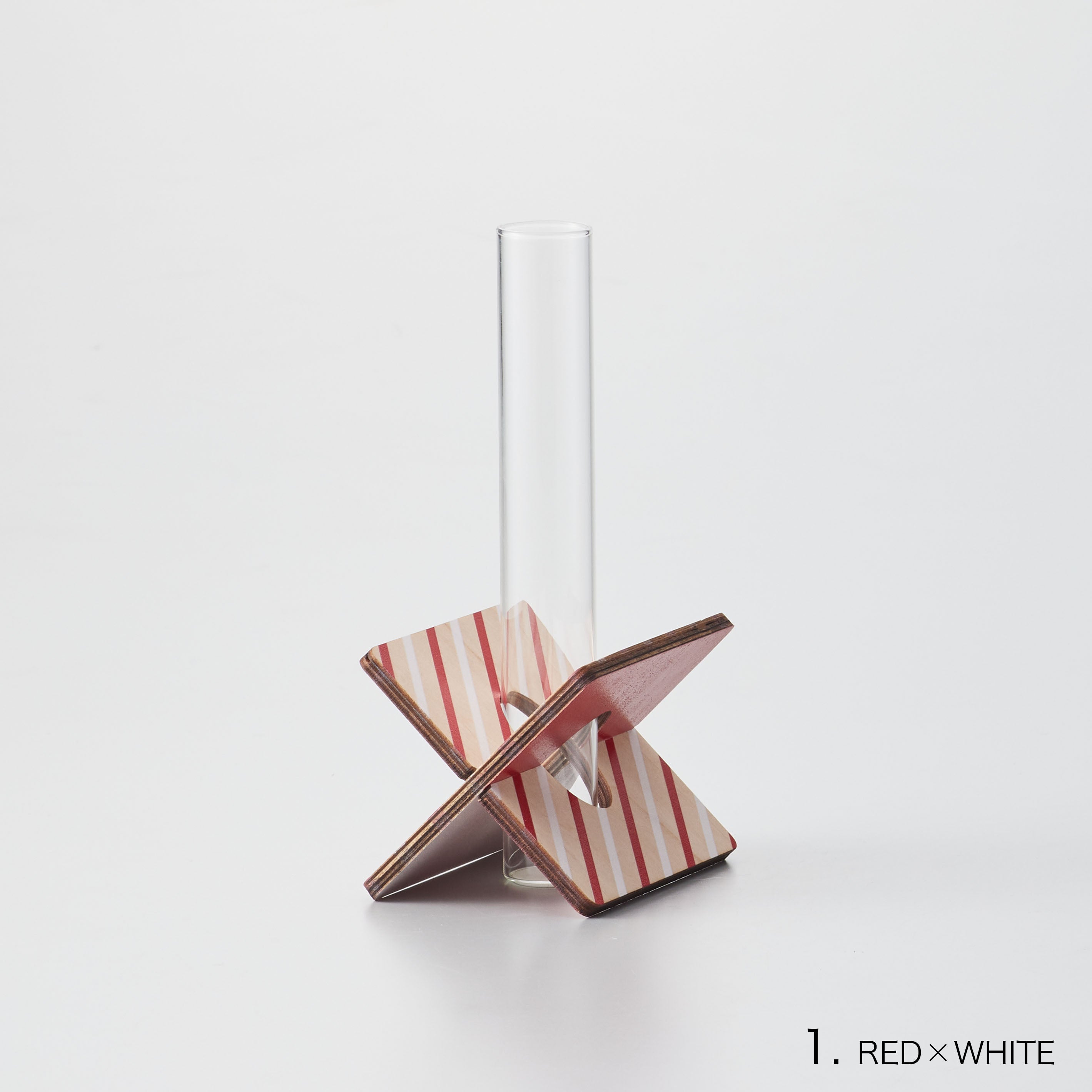 リモートワークのお供におすすめ!使って収納、文具のような一輪挿し花瓶【フラワー立て】