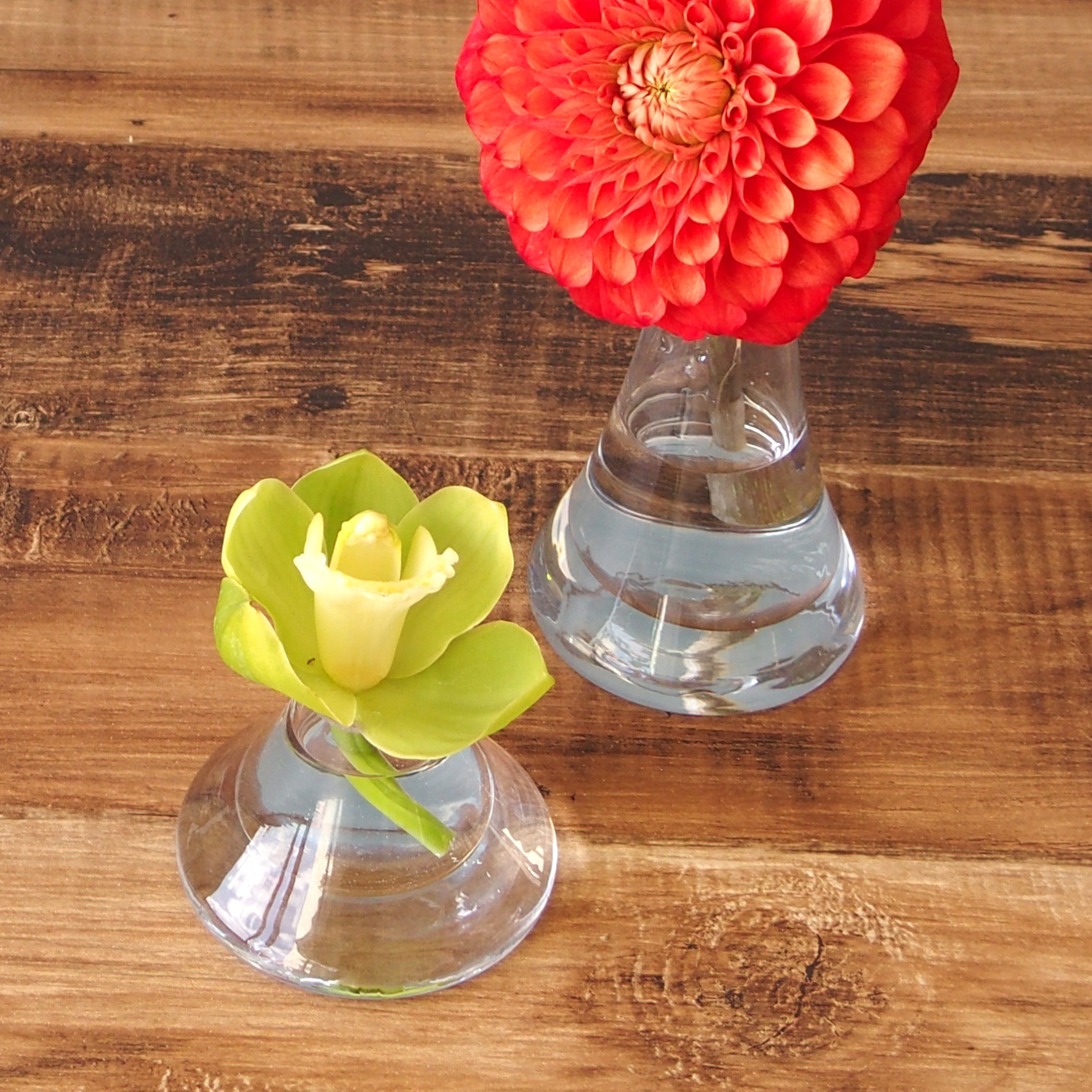 富士山みたいなガラスの一輪挿し【FUJI glass - フジグラス】