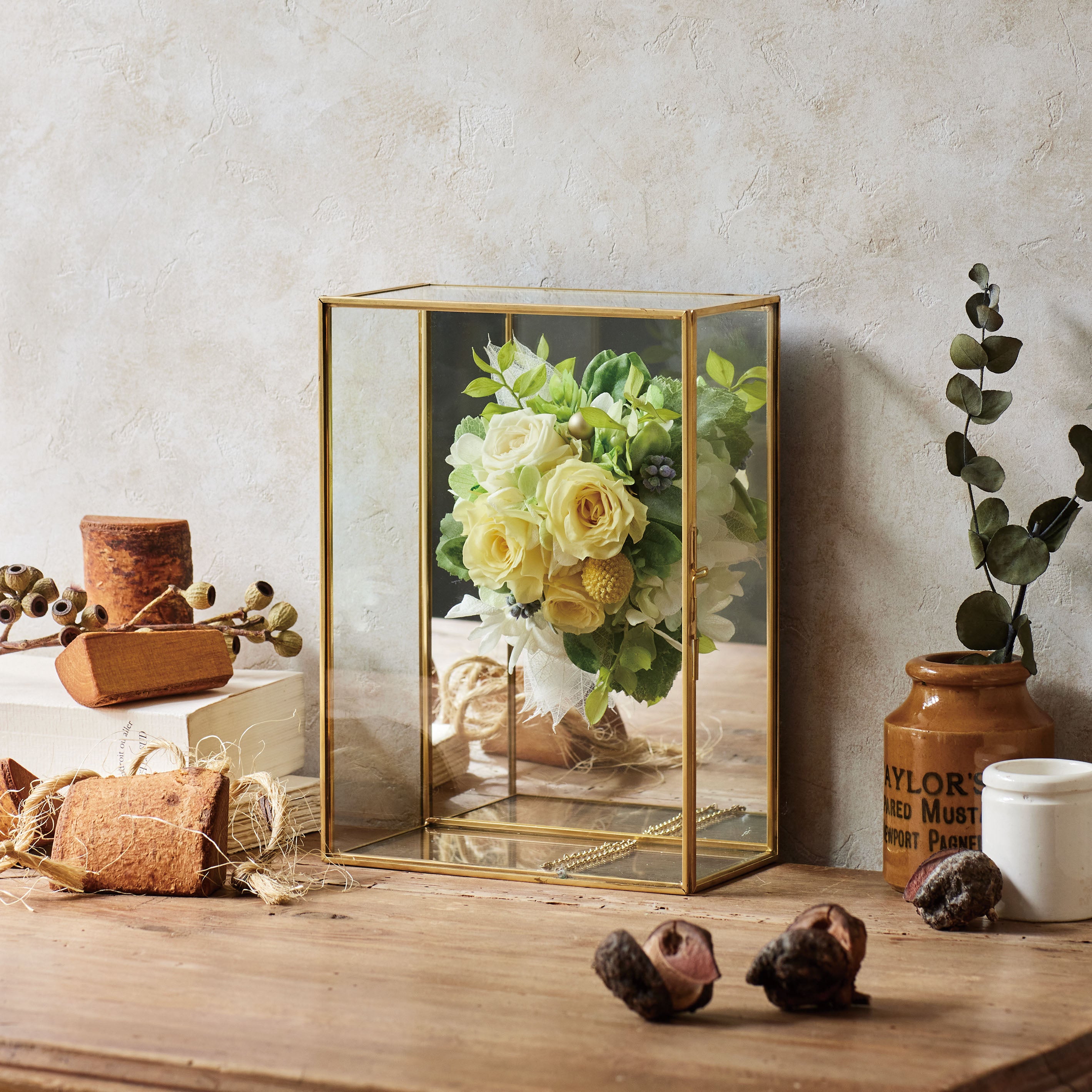 ジュエリーケースのような真鍮とガラスのアレンジボックス【Jardin miniature - ジャルダンミニアチュール】