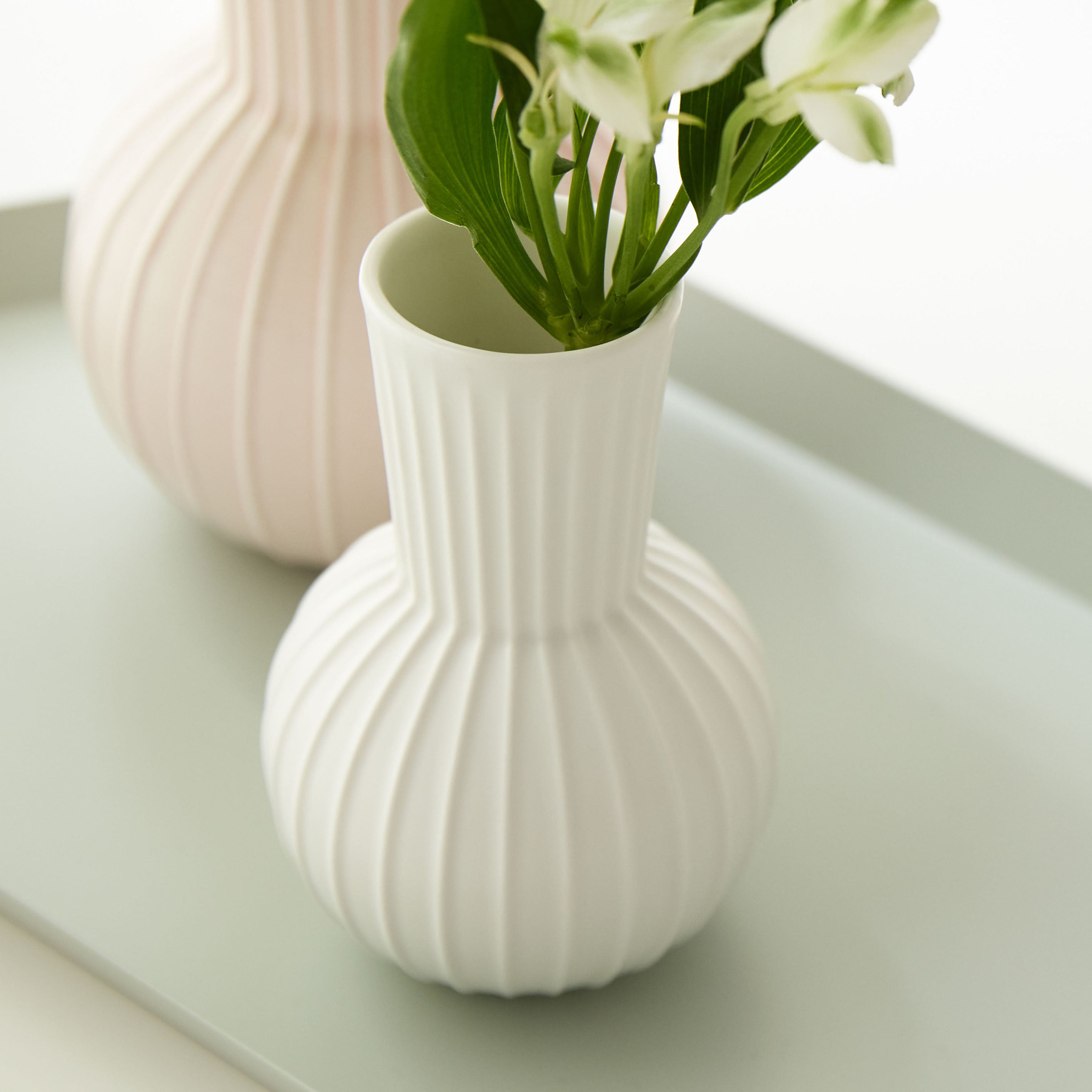 人気の韓国インテリアテイストの丸い花瓶【Kugel - クーゲル】