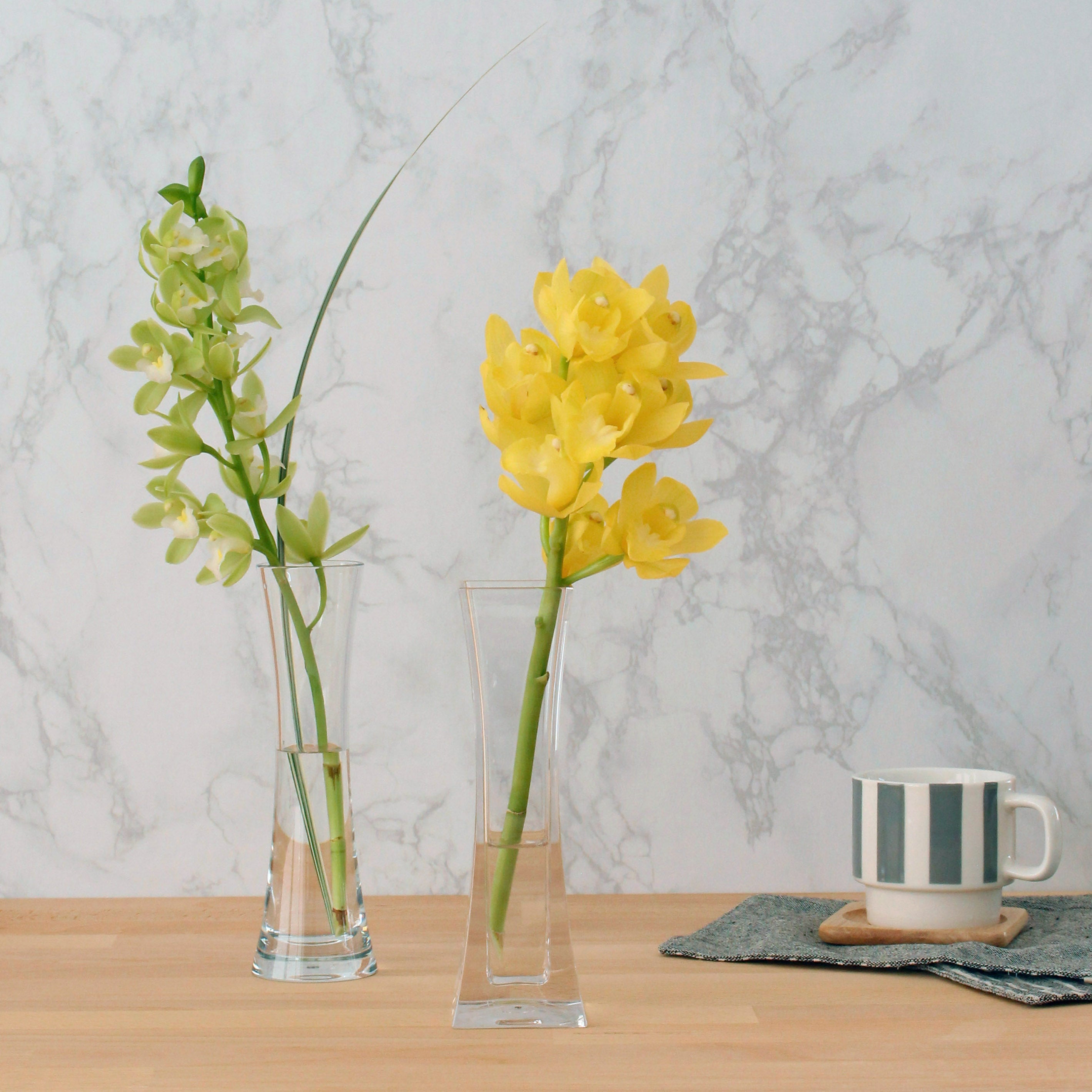 数本の花をスマートに飾る【PC slender - ピーシー スレンダー】割れにくいポリカーボネート製