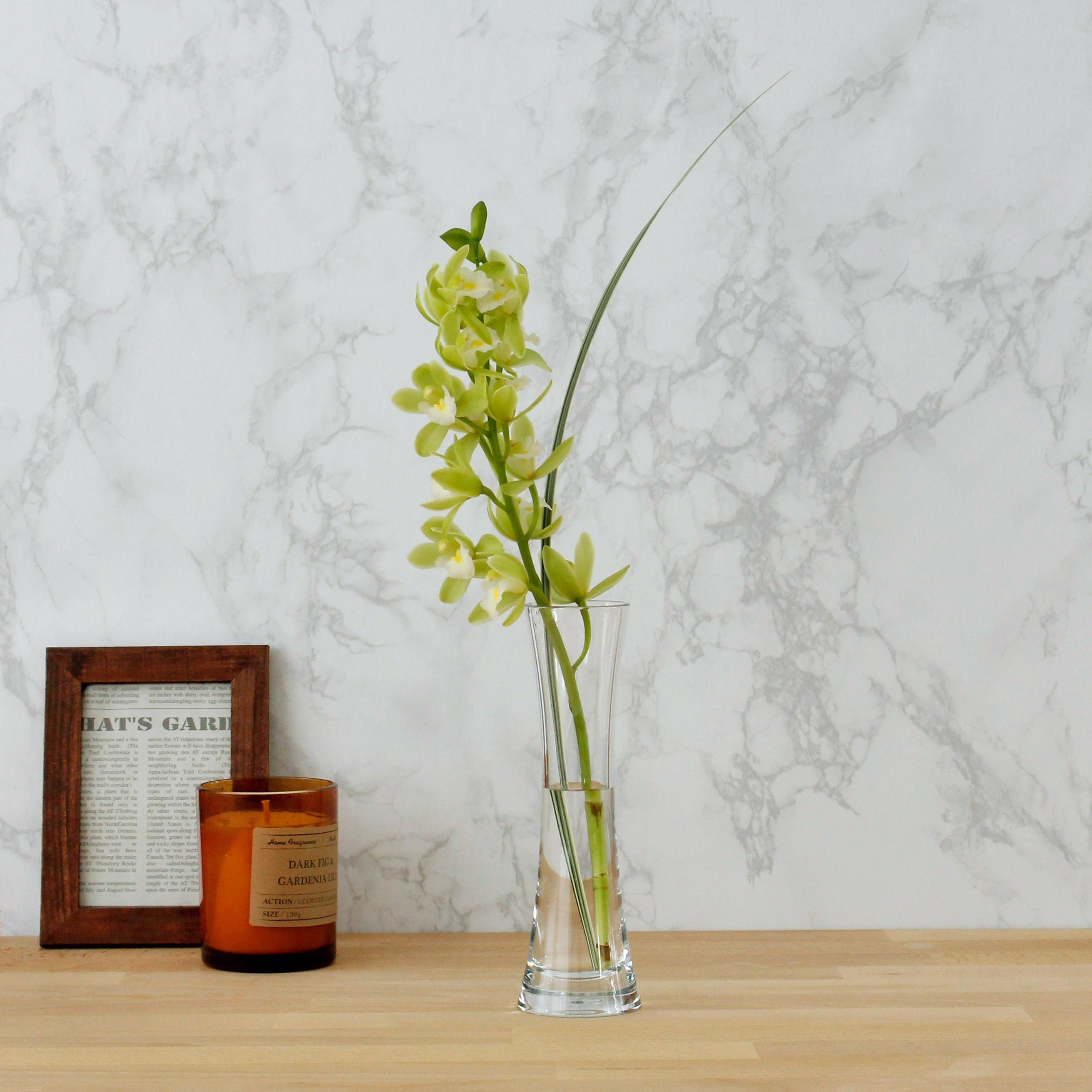 数本の花をスマートに飾る【PC slender - ピーシー スレンダー】割れにくいポリカーボネート製