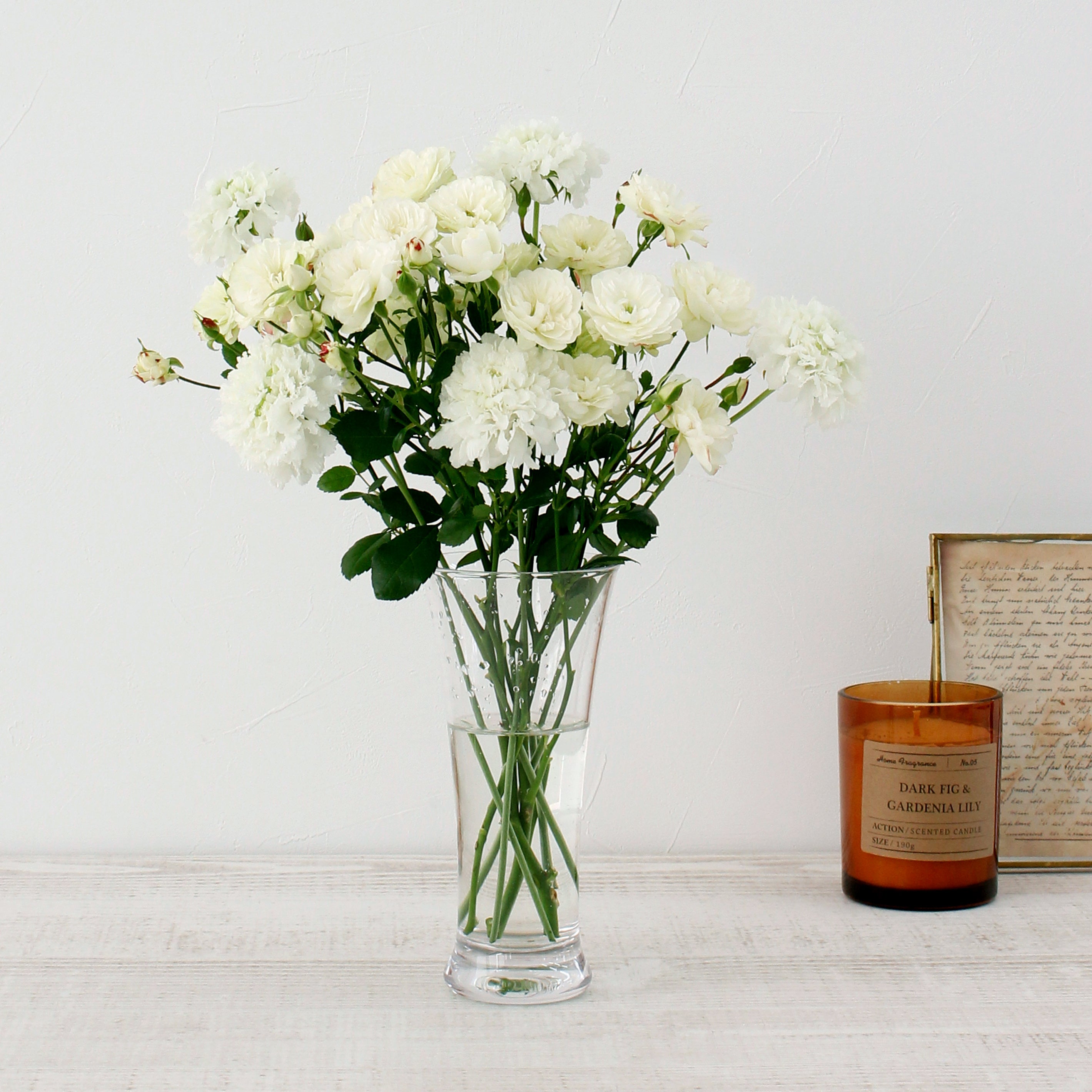 花がいけやすいスリムなテーパー型【PC slender Ⅱ - ピーシー スレンダー】割れにくいポリカーボネート製