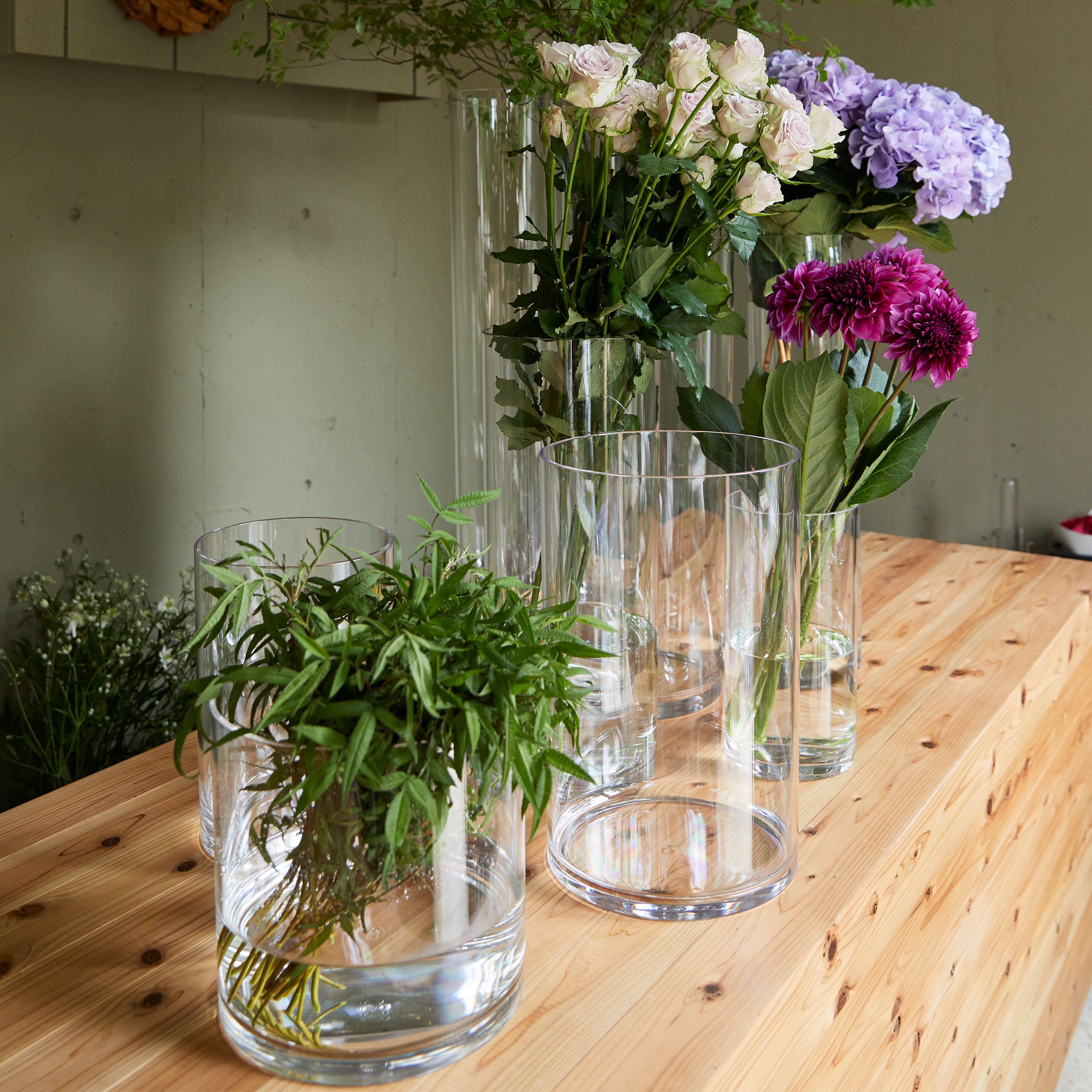 定番のシリンダーの花瓶【PC straight-R φ10 - ピーシー ストレート アール】割れにくいポリカーボネート製