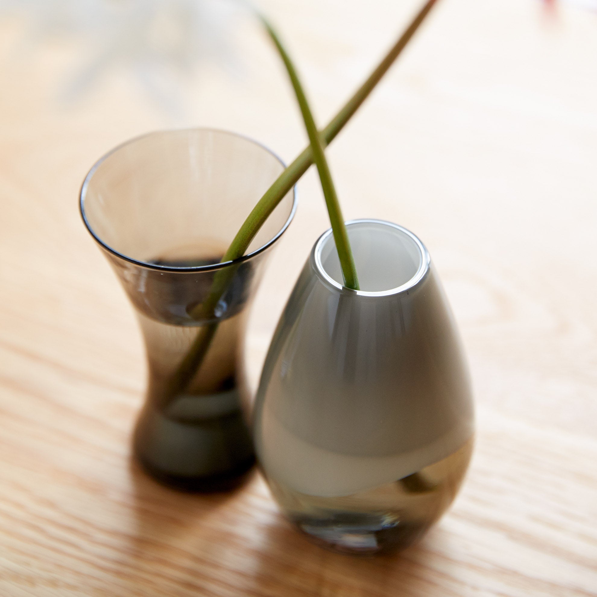 2つのかたちを組み合わせて使える2トーンカラーの一輪挿し【Relation ripple - リレーション リップル】