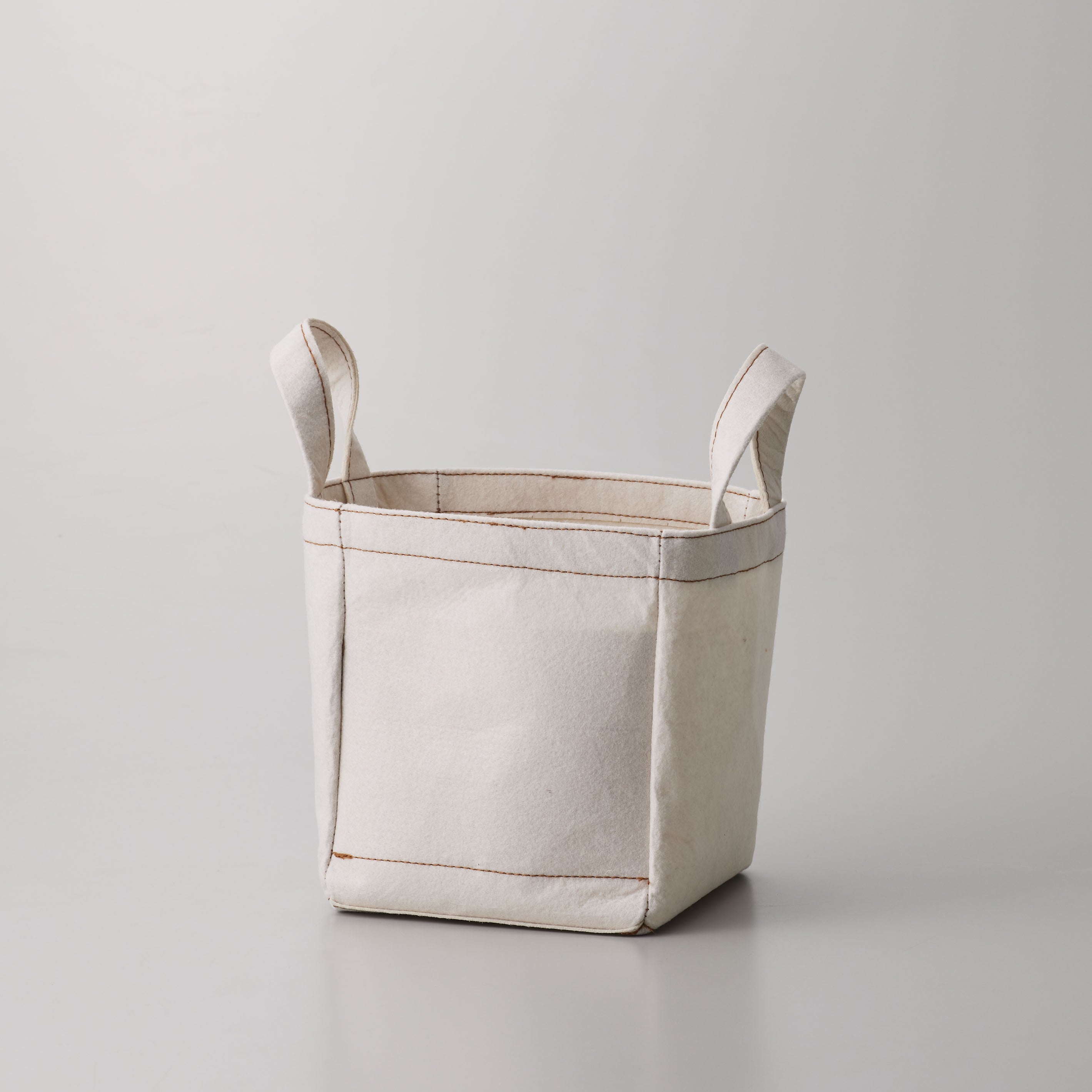 土に還るサステナブルな植木鉢 【Re:pot - リポット】ECRU(エクリュー)