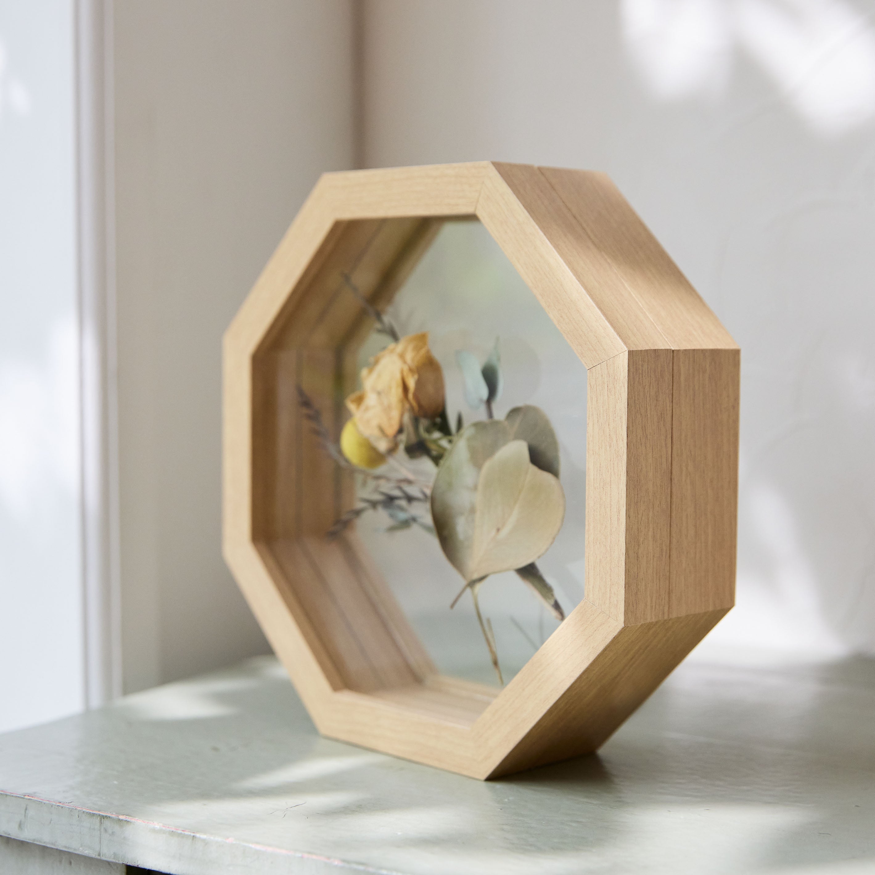 インテリアにおすすめ!標本フレームみたいな【herbier (八角形) - エルビエ】