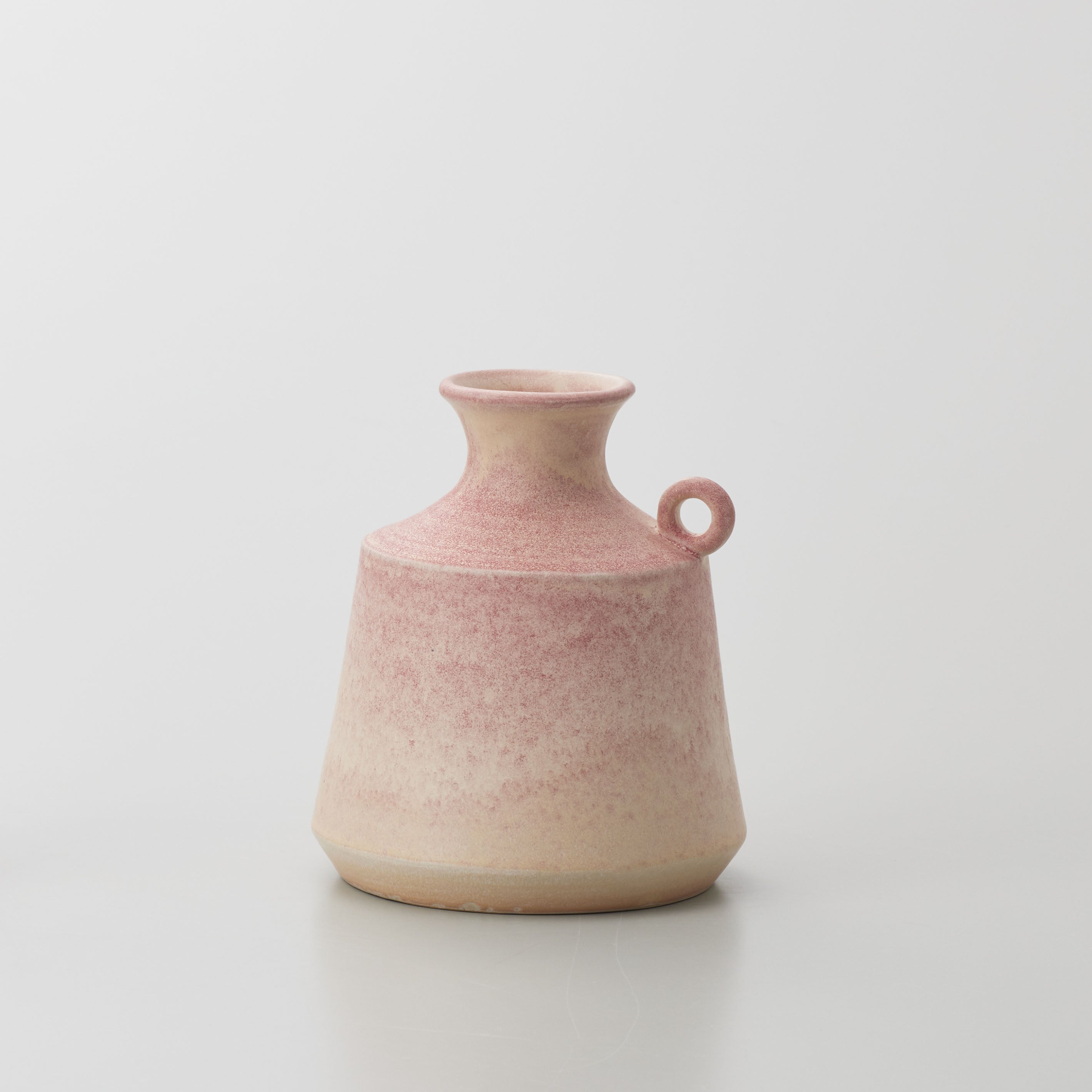 ぽってりとしたあたたかみのある花瓶【hinata - ヒナタ】