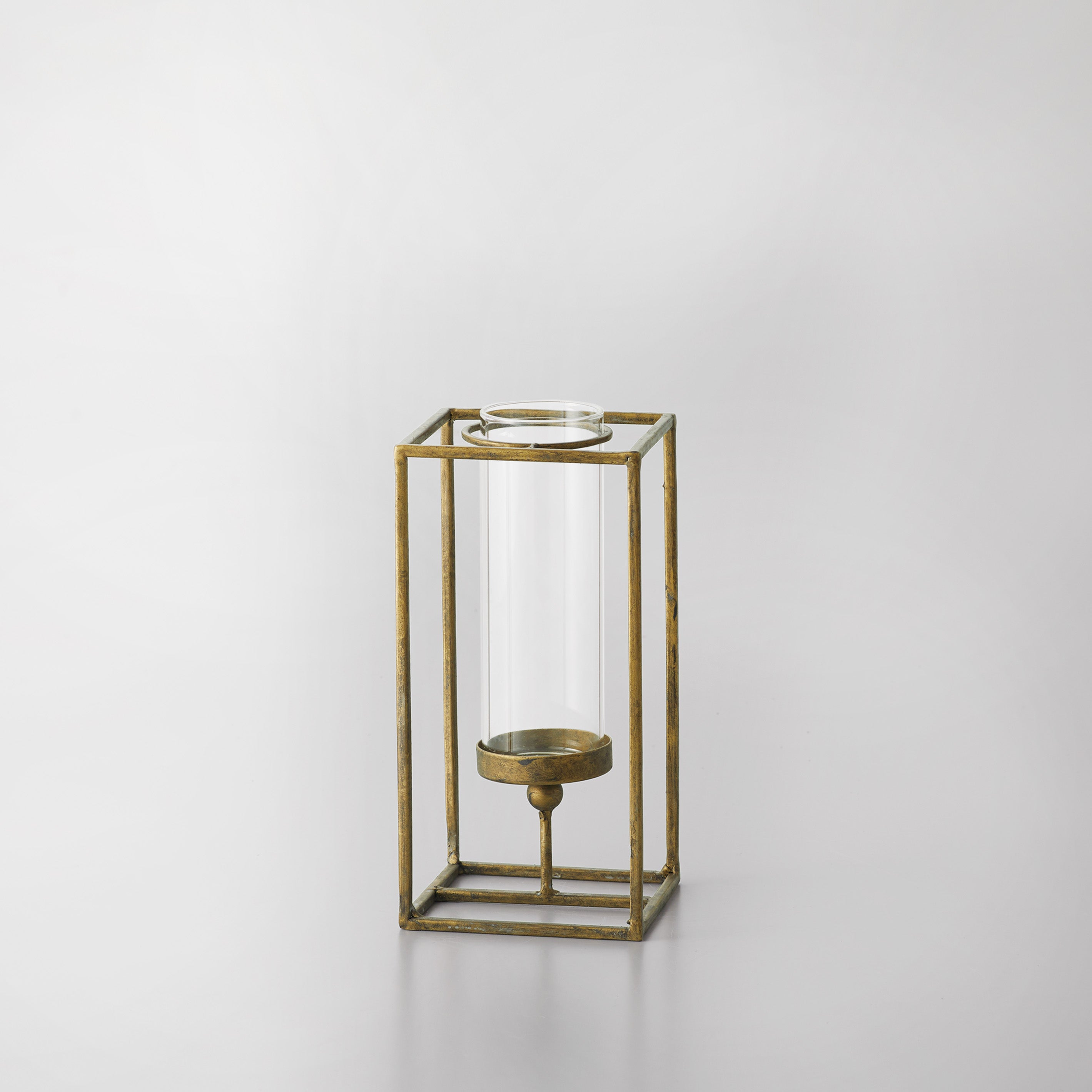 個性的な花やバラ一輪におすすめのアンティークな花瓶【 Norns - ノルン】