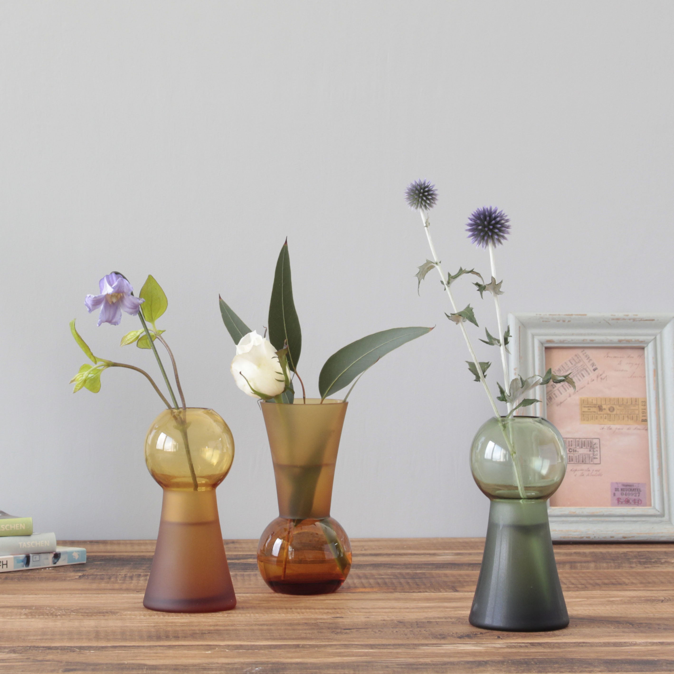 ○と△のカタチの組み合わせがユニークなガラスの花瓶【teruteru - テルテル】