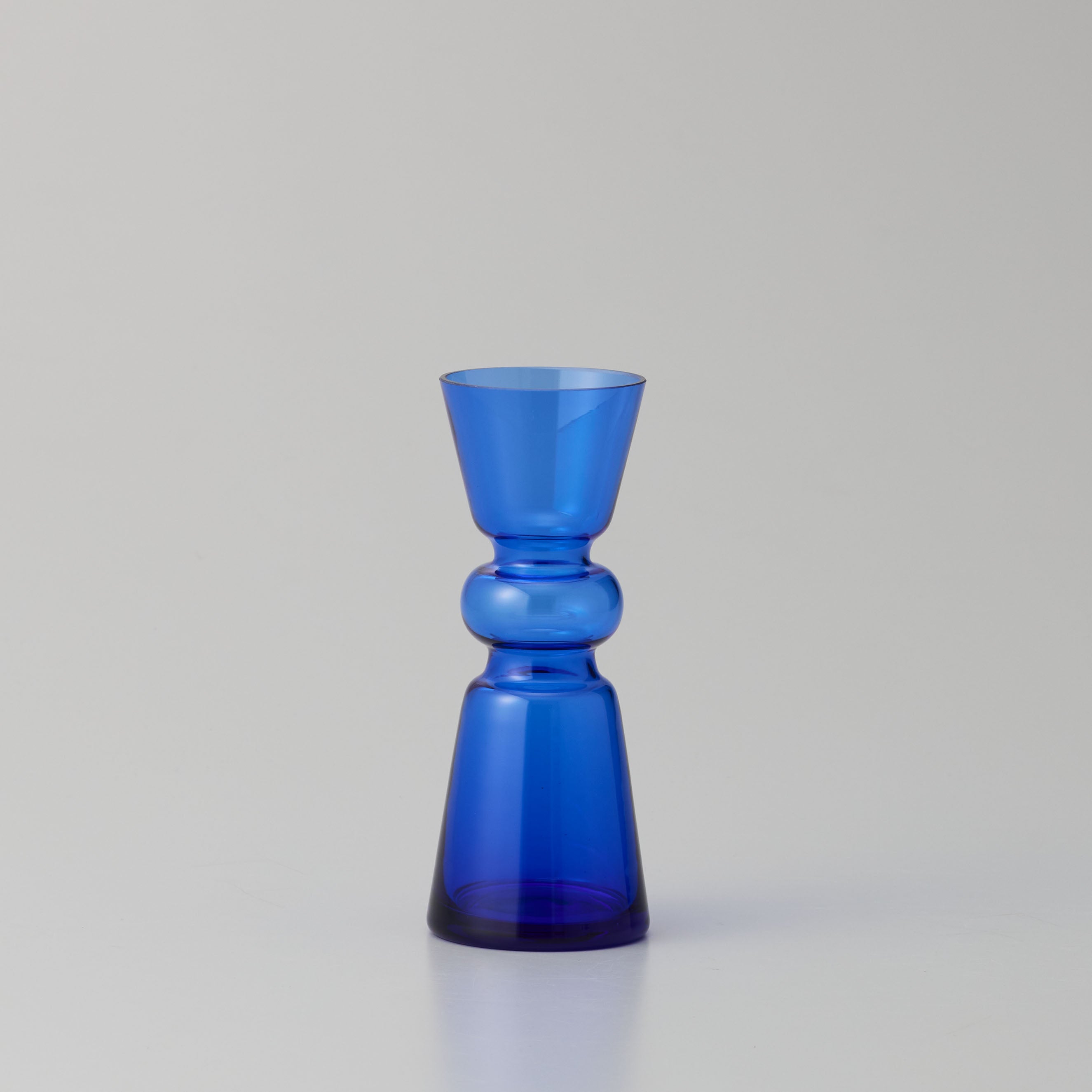 カラフルでポップなカラーが魅力!ガラスの花瓶【valoa - ヴァロア】