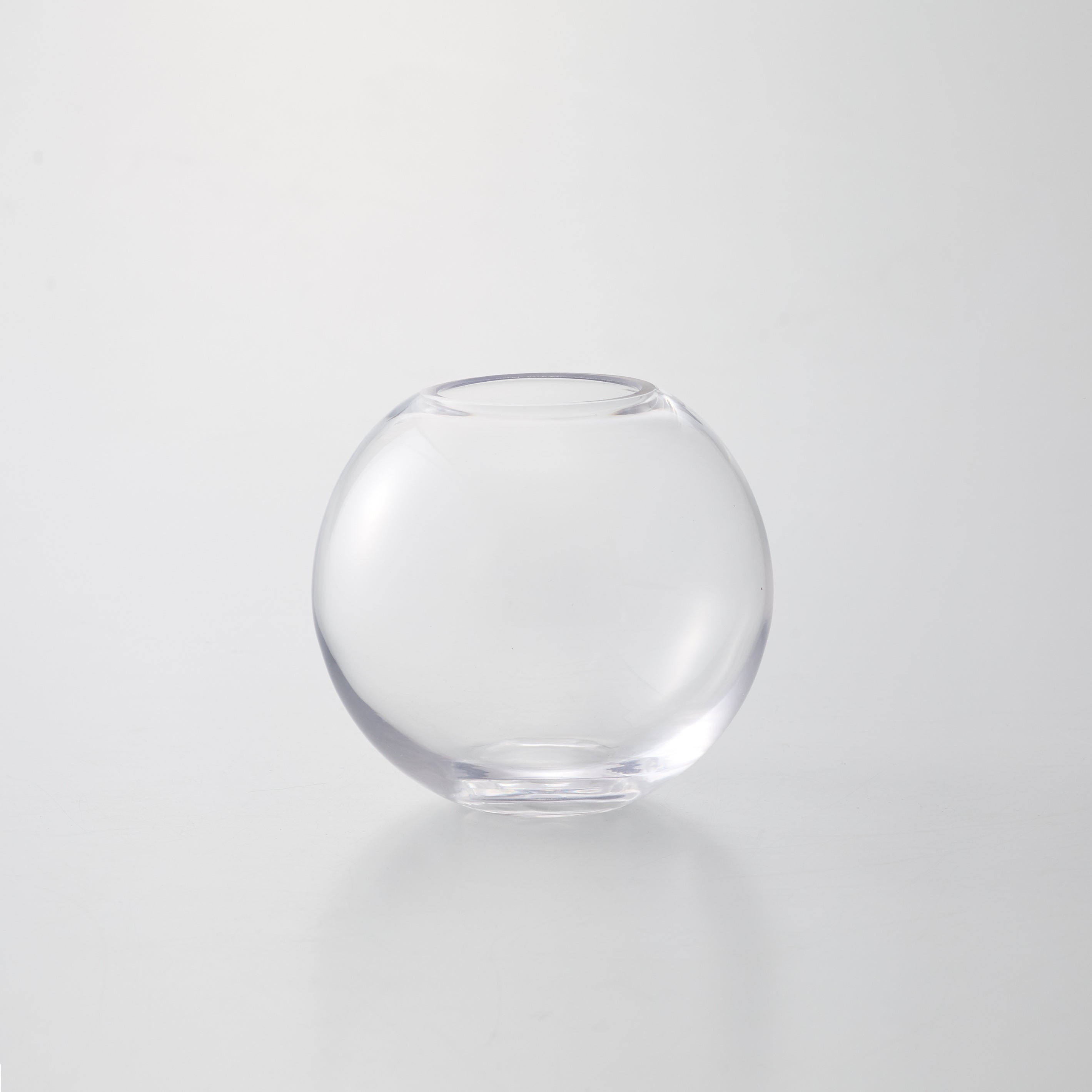 ころんとした球体が美しいガラスの花瓶【GLASS orb - グラス オーブ】