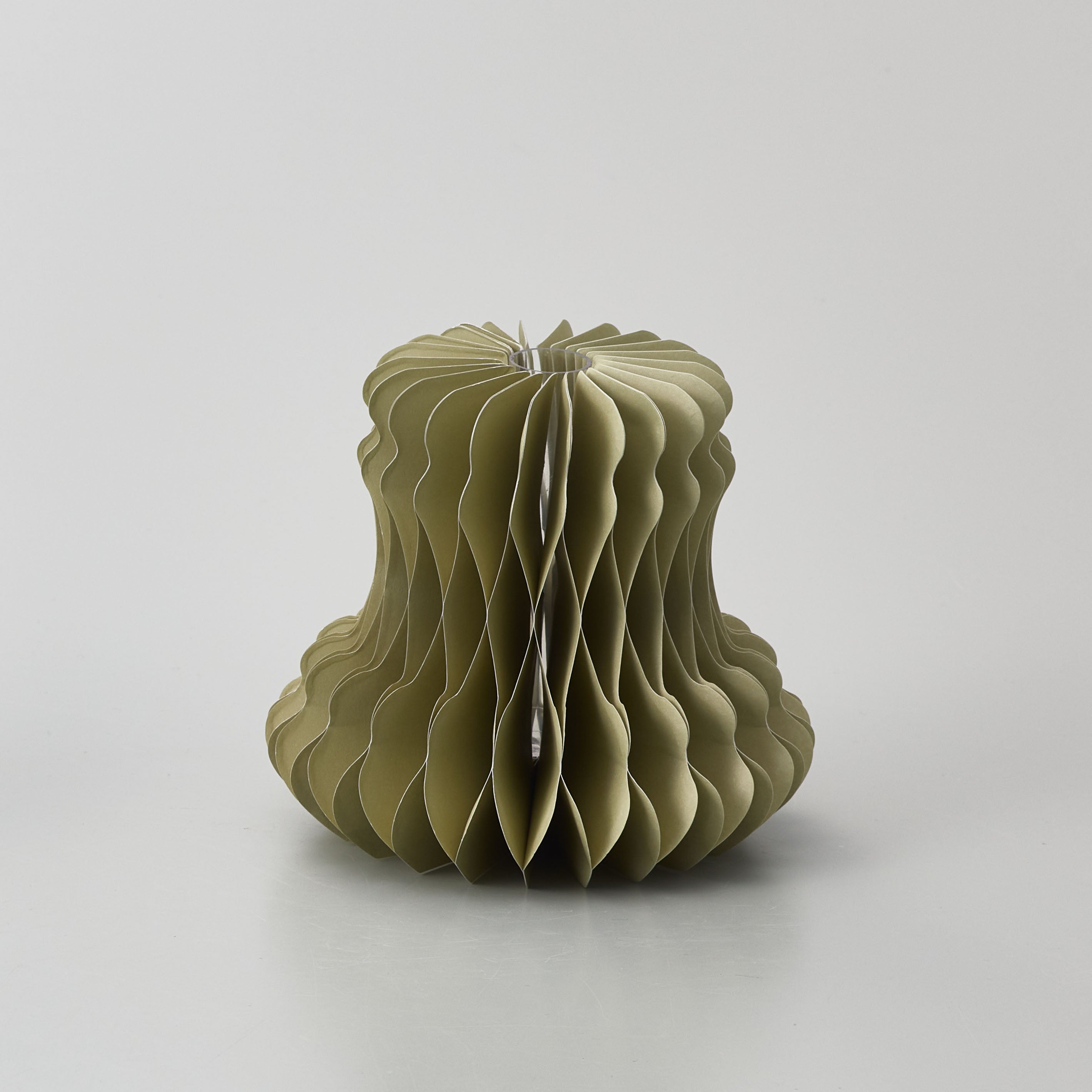 3WAYの飾り方が楽しめる100％再生紙の折りたたみ式の一輪挿し【 Plissé - プリッセ 】