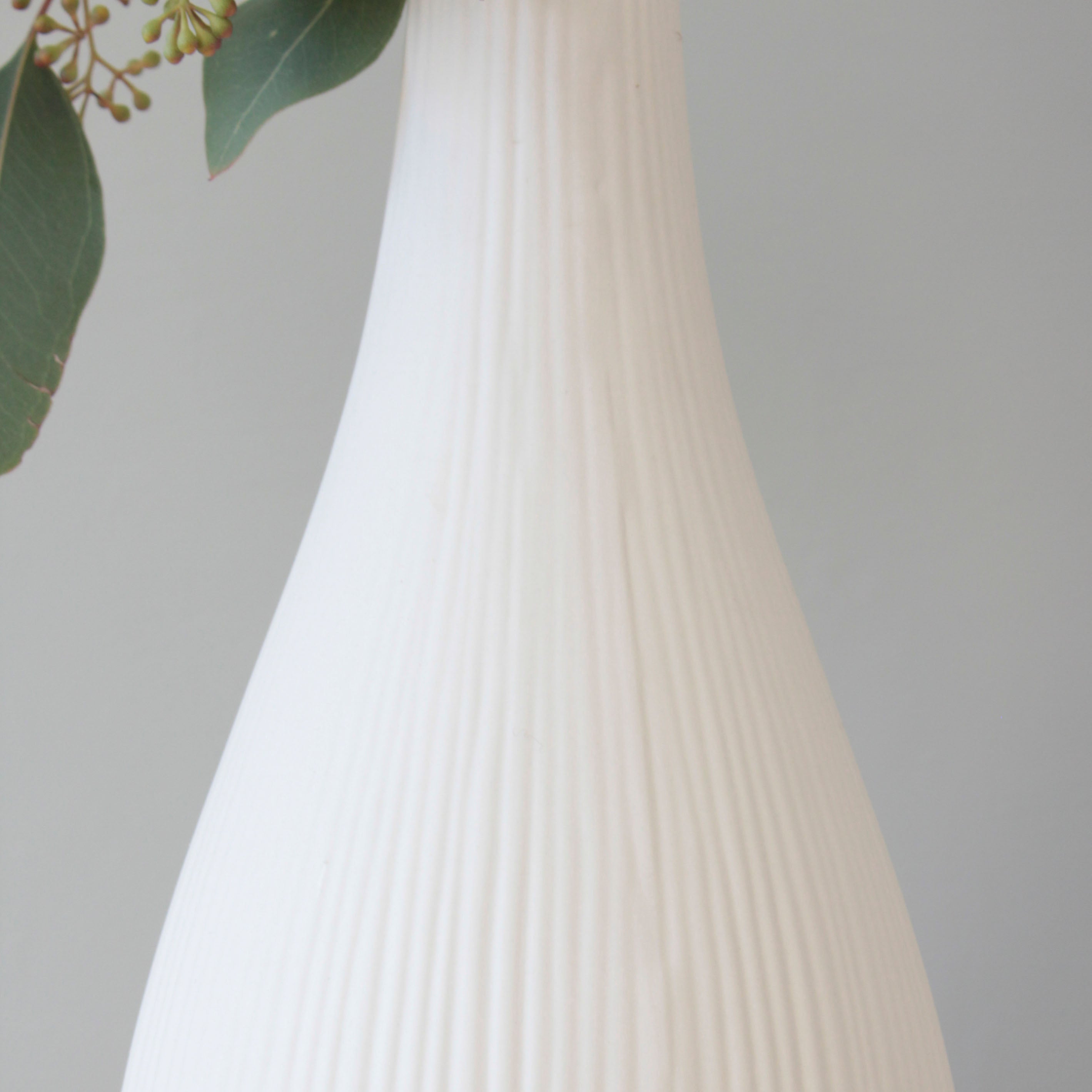 モデルルーム展示品★CLAY　クレイ　 bulbo　ブルボ　マットホワイト　北欧モダン　花瓶　フラワーベース　花器　高さ 約46㎝